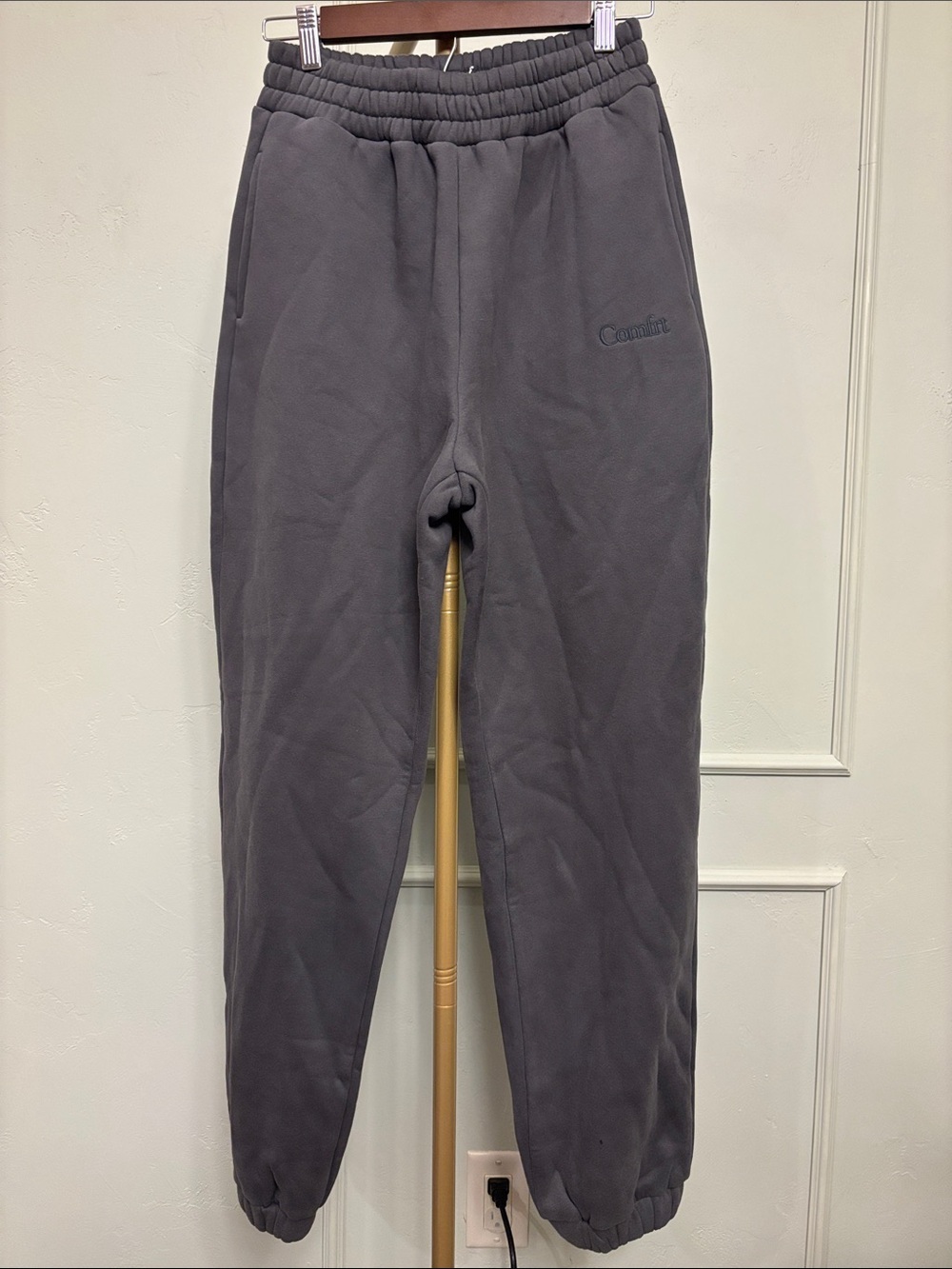 COMFRT Charcoal Gray Jogger Sweatpants MSRP $60